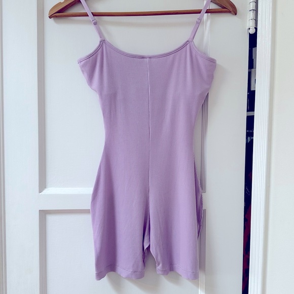 SKIMS NWT Soft Lounge Scoop Onesie | Sugar Plum | Size XS - Picture 5 of 10